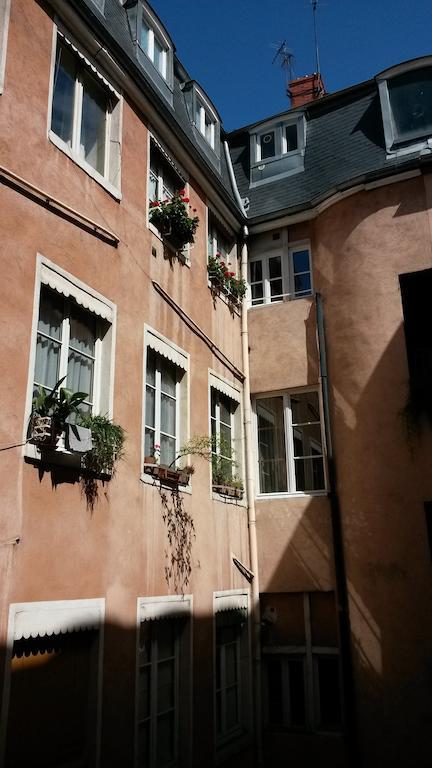 Apartmán La Nuit Saint Georges Lyon Pokoj fotografie