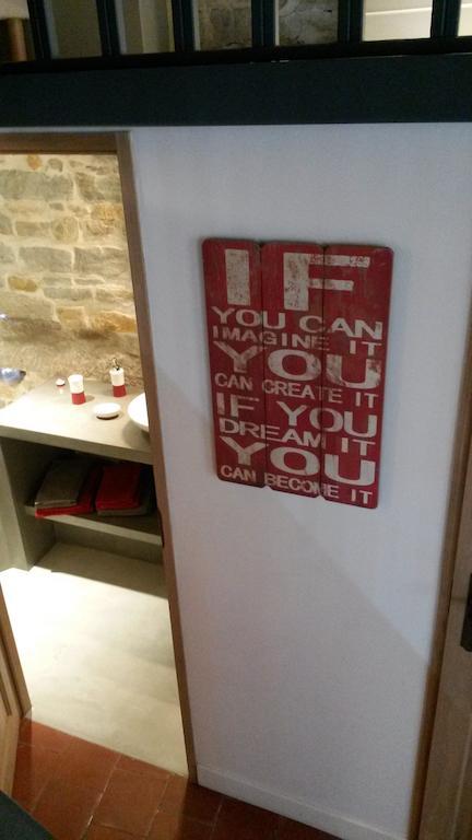 Apartmán La Nuit Saint Georges Lyon Pokoj fotografie
