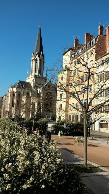 Apartmán La Nuit Saint Georges Lyon Pokoj fotografie